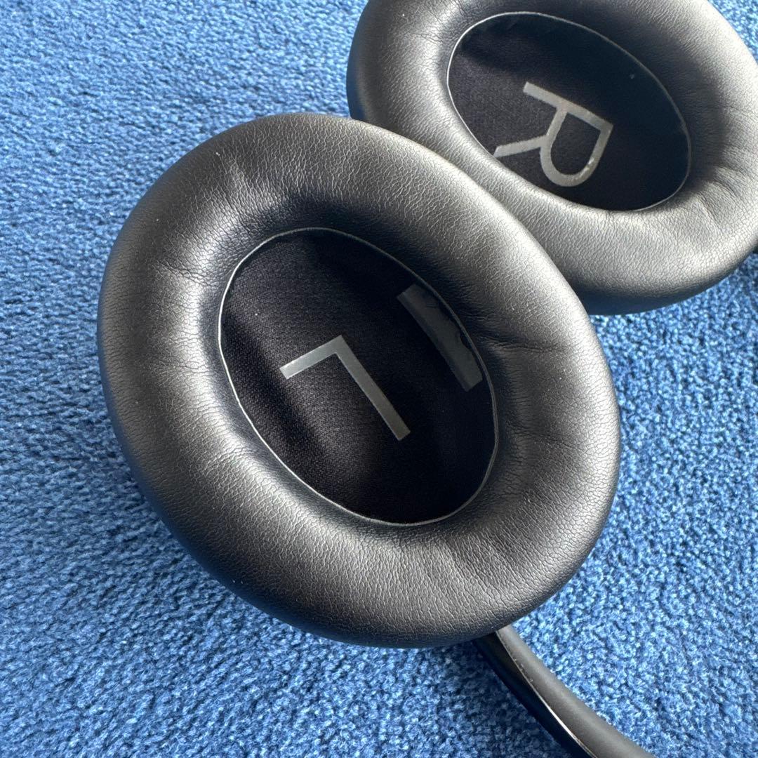 【イヤーパッド新品交換済み】 Bose ヘッドホン NC700HP