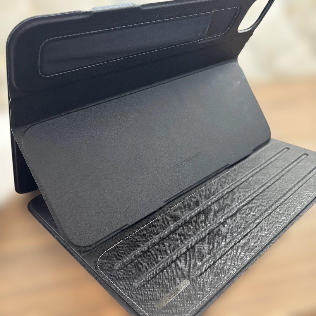 ぜ*ぃ様 iPad Pro 11インチ M4[256GB] セルラー SoftB