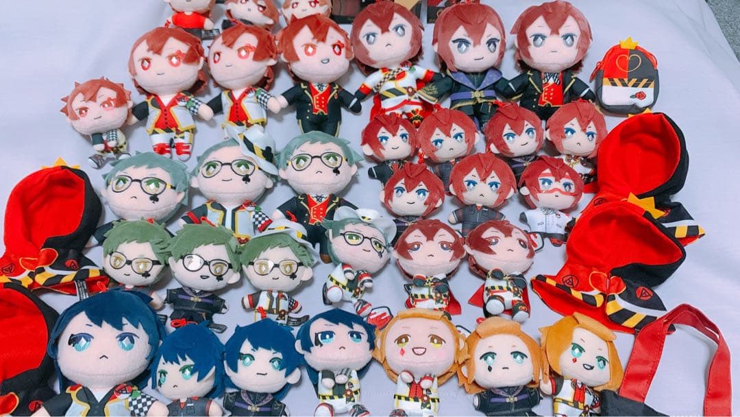 ツイステッドワンダーランド　ハーツラビュル　まとめ売り　ぬいぐるみ