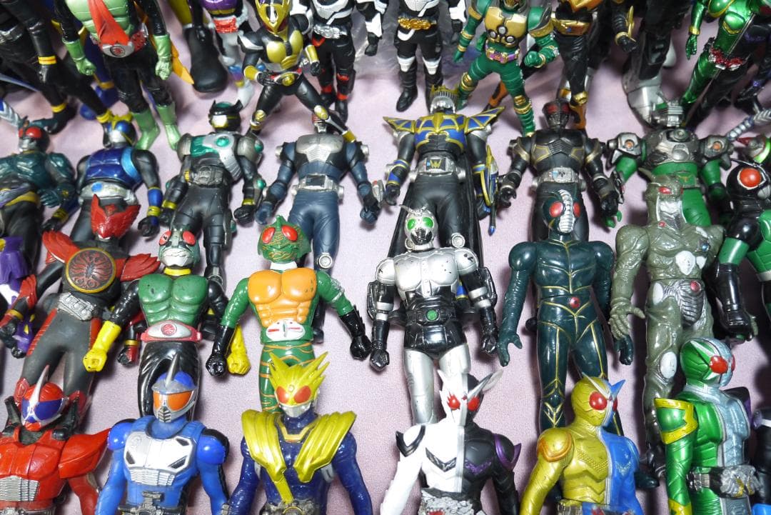 ライダーヒーローシリーズ　ビッグサイズソフビ　フィギュアなど　97体セット