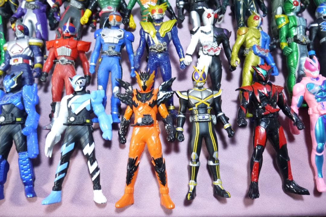 ライダーヒーローシリーズ　ビッグサイズソフビ　フィギュアなど　97体セット