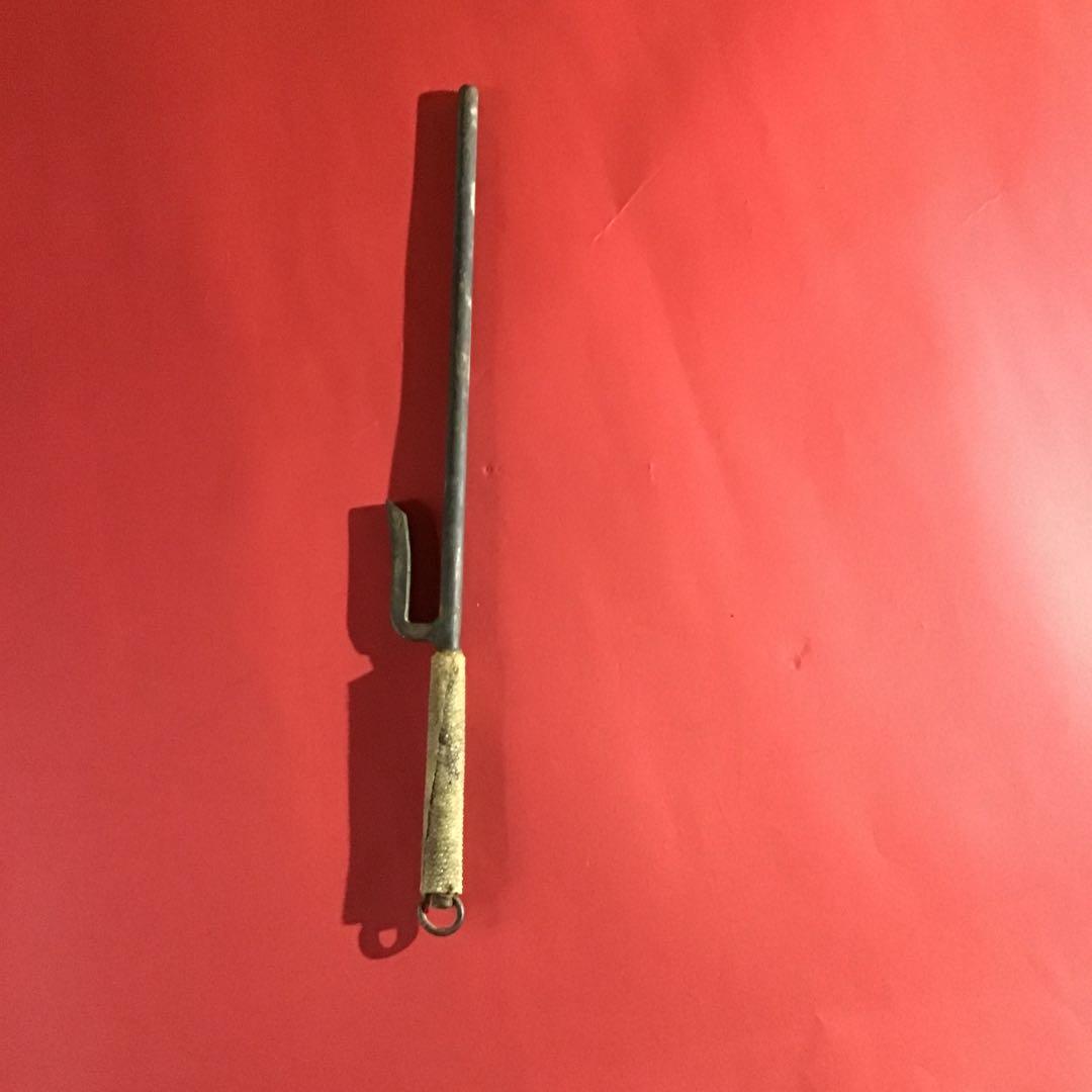 時代十手　柄鮫皮巻