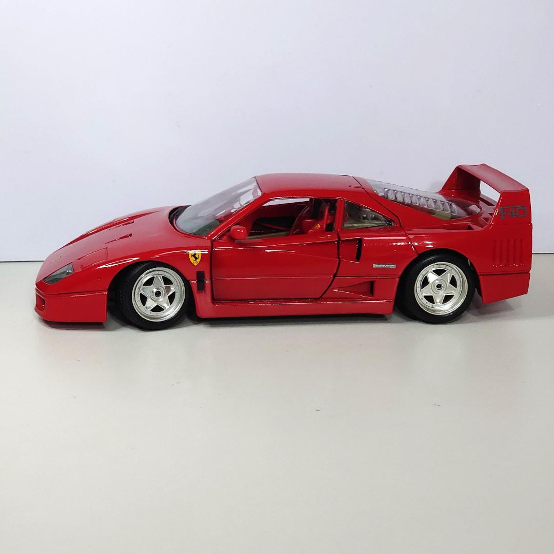 bburago　フェラーリ　F40　1/18　ゴールドコレクション