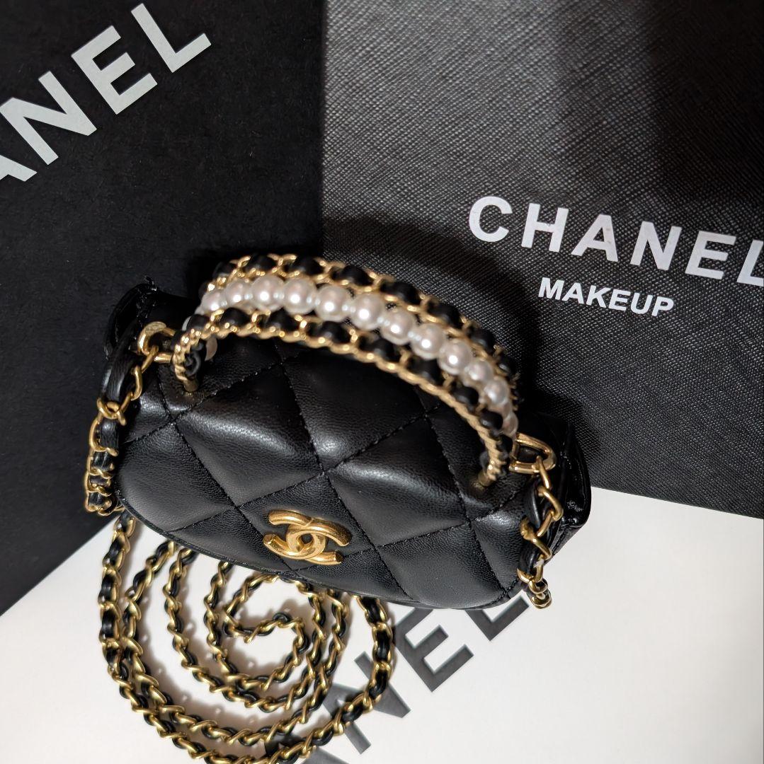 CHANEL ブラックキルティングチェーンショルダーバッグ❦ミニマトラッセ