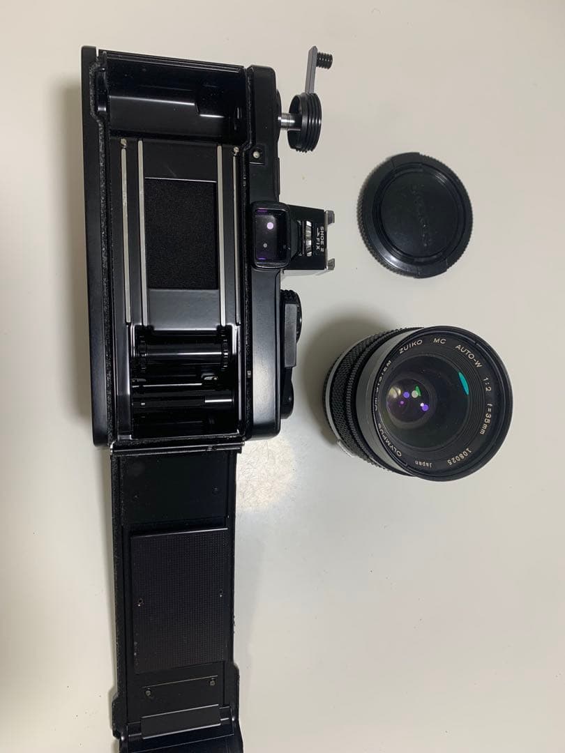 フィルムカメラ OLYMPUS OM-2 + ZUIKO MC AUTO-W 35mm F2
