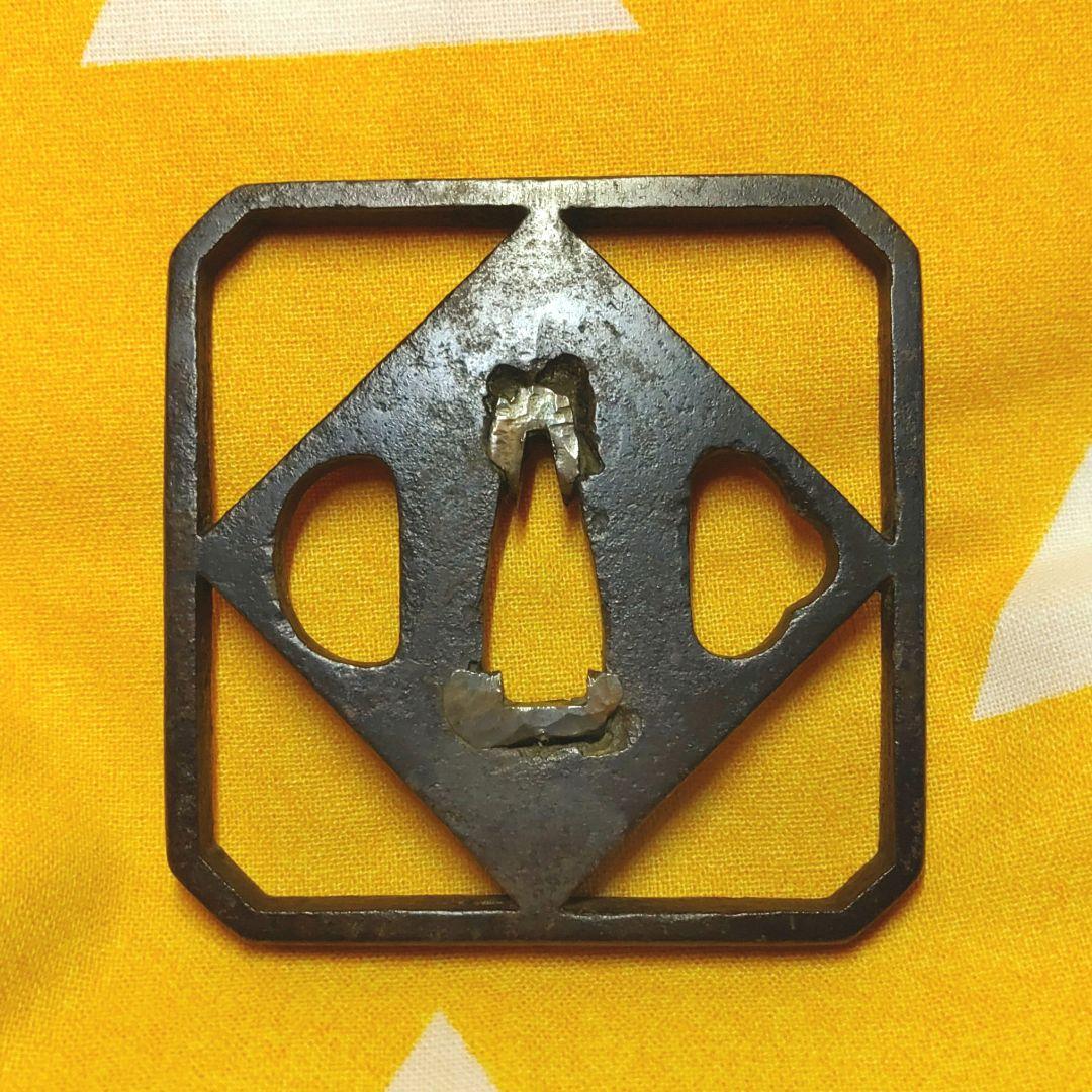 a3 珍品　角透鐔　隅切角形　古鐔　枡透し？