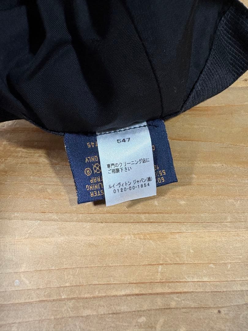 M*a様 ルイヴィトン キャスケット・モノグラムエッセンシャル 帽子 黒 62