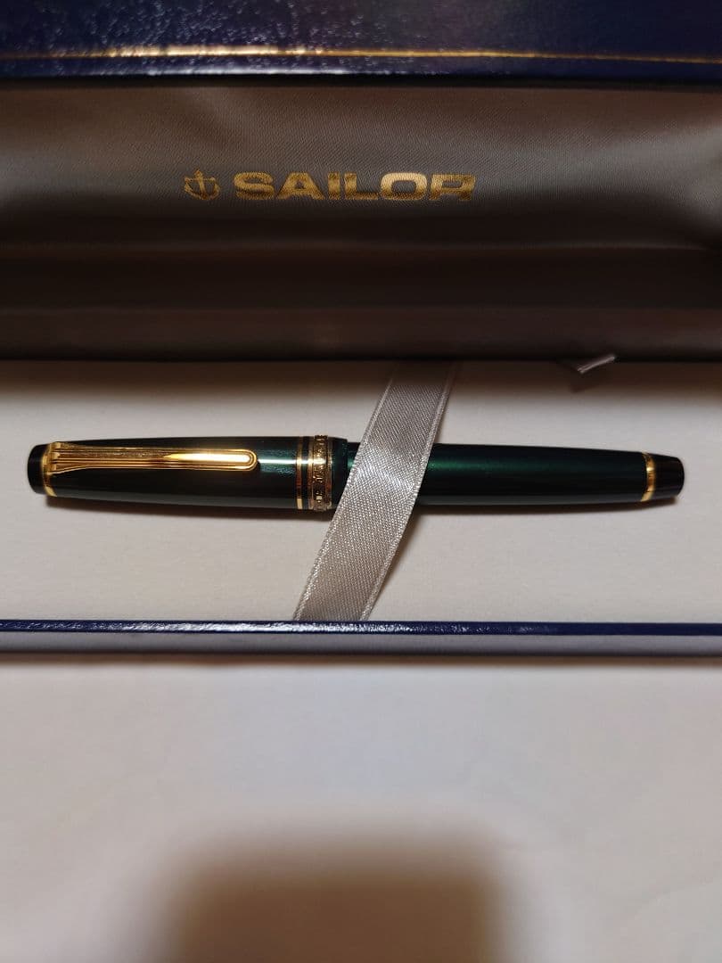 【最終値下げ】セーラー万年筆　四季織　雪月空葉　万葉　14k 　H-MF