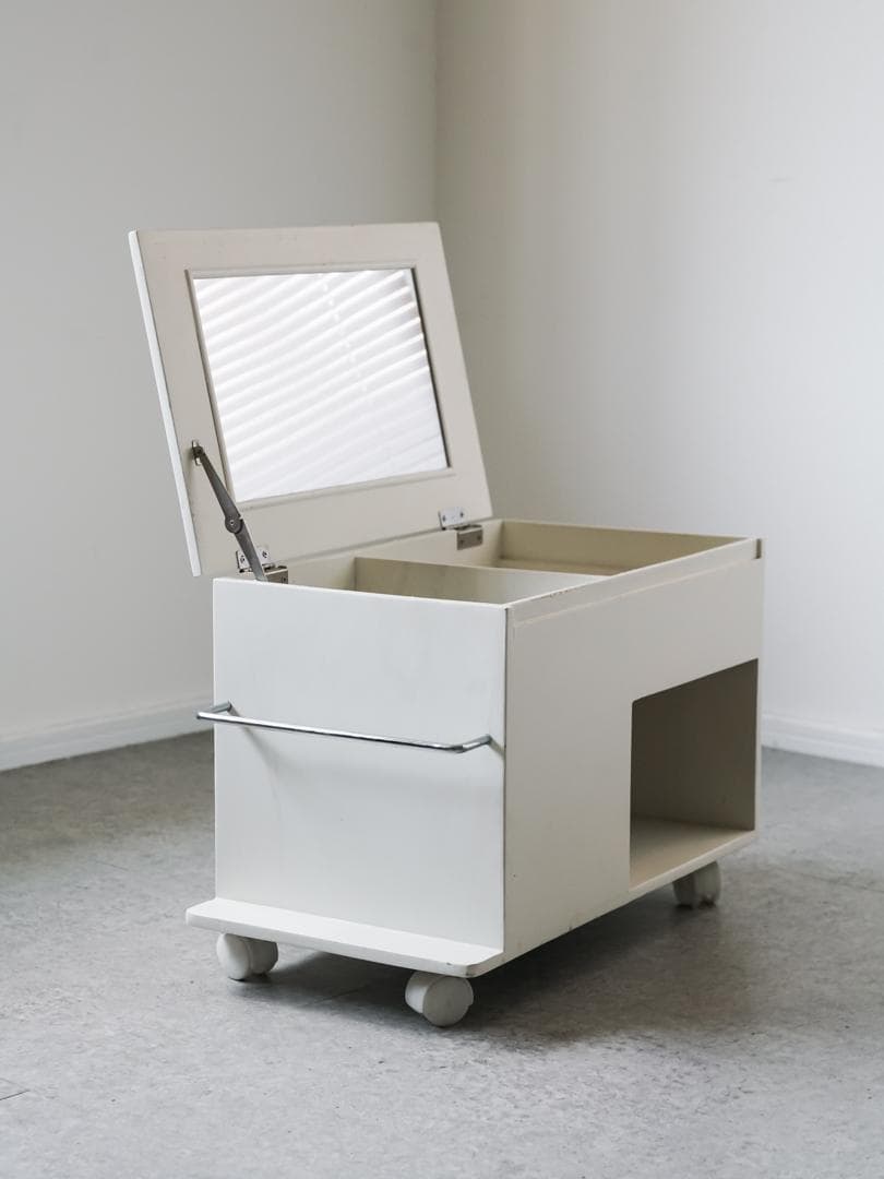 vintage サイドテーブル ミラー付きワゴン/収納 ミニマル