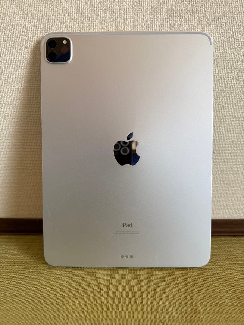Apple iPad 第２世代　１２８GBシルバー部品取り