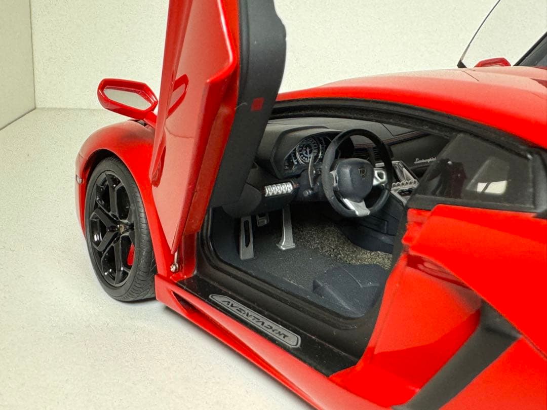 オートアート アヴェンタドール LP700-4