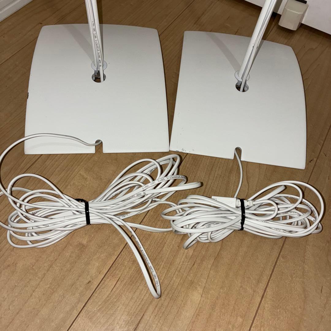 希少ホワイト　スタンド付き　BOSE サラウンドSPEAKERS サウンドバー