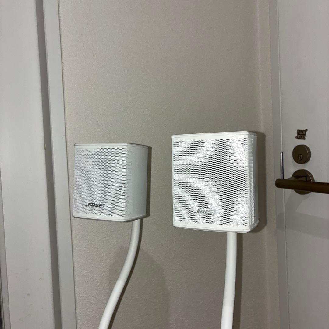 希少ホワイト　スタンド付き　BOSE サラウンドSPEAKERS サウンドバー