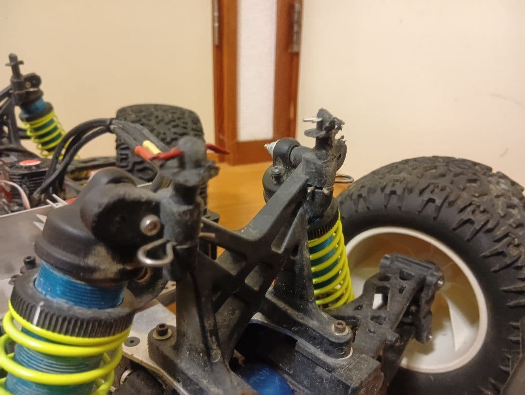 LOSI LST2 ブラシレスコンバージョン