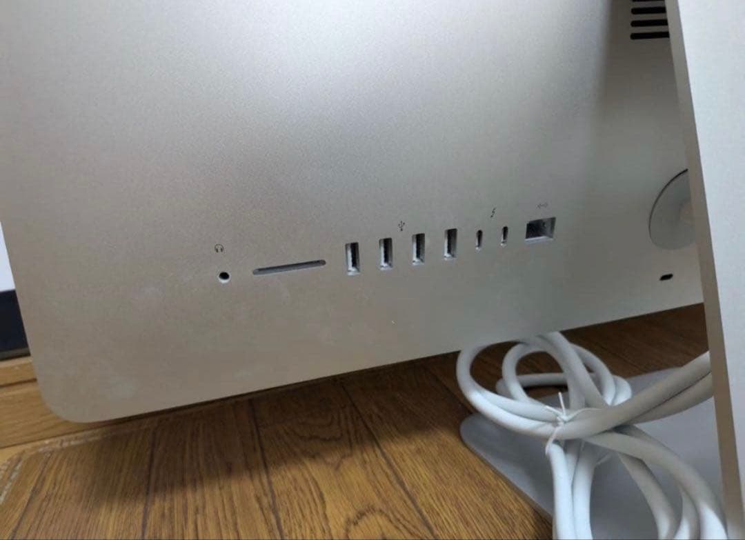 iMac (21.5-inch, 2017) ＋ USB SuperDrive