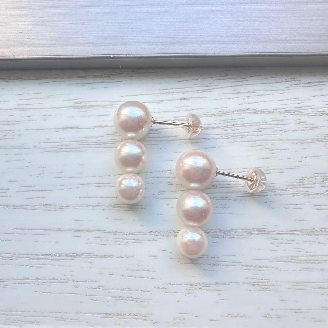 【セール価格】K10YGアコヤ真珠トリプルピアス（ホワイト）