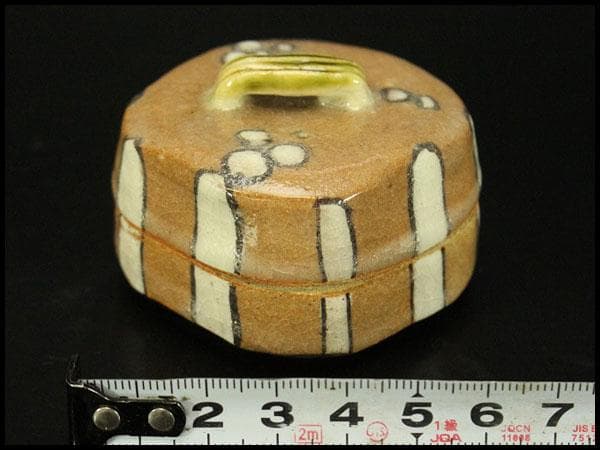 茶道具 香具 織部 香合 美品(RC944)