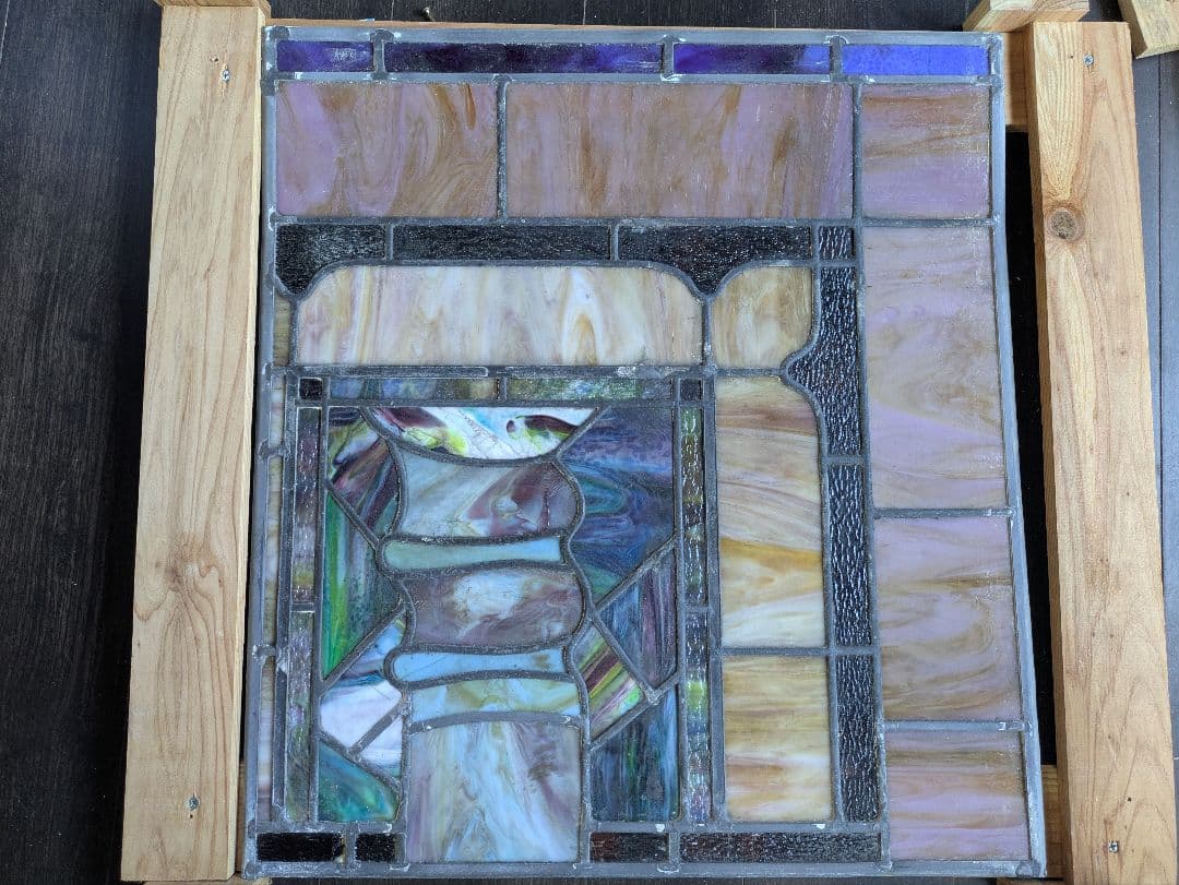 dajjan　希少大型　優しい光と共に　優美なビンテージ　ステンドグラス