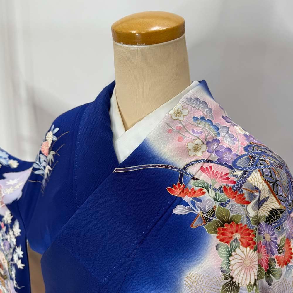 振袖 正絹 青 白 古典花柄 裄70㎝ 成人式 中古 b-66