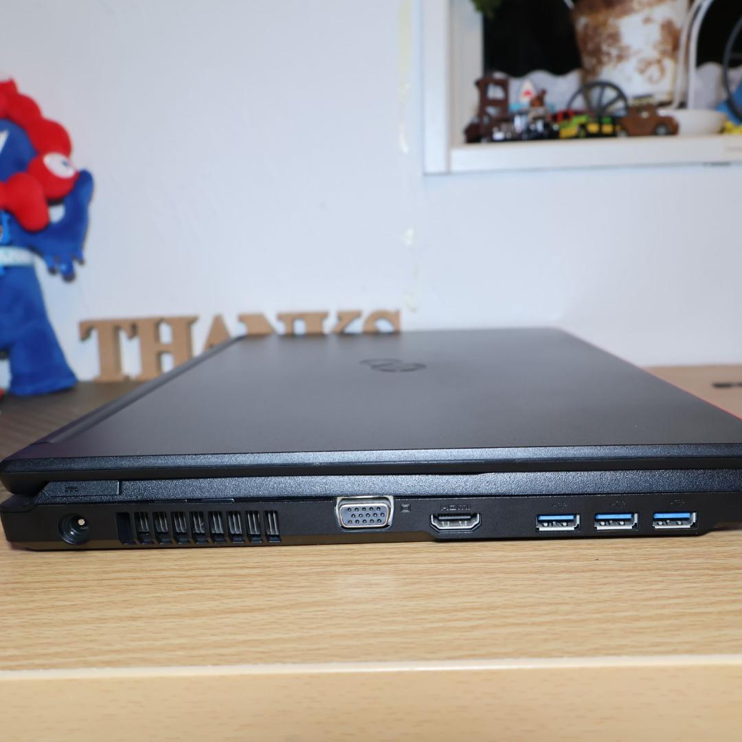 Win11公式対応10世代i5/メ8/新品SSD/DVD/無線/HDMI/カメラ