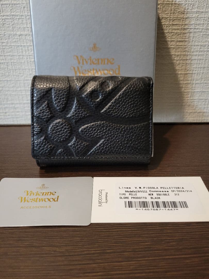 ヴィヴィアン・ウエストウッド、三つ折り財布☆新品未使用
