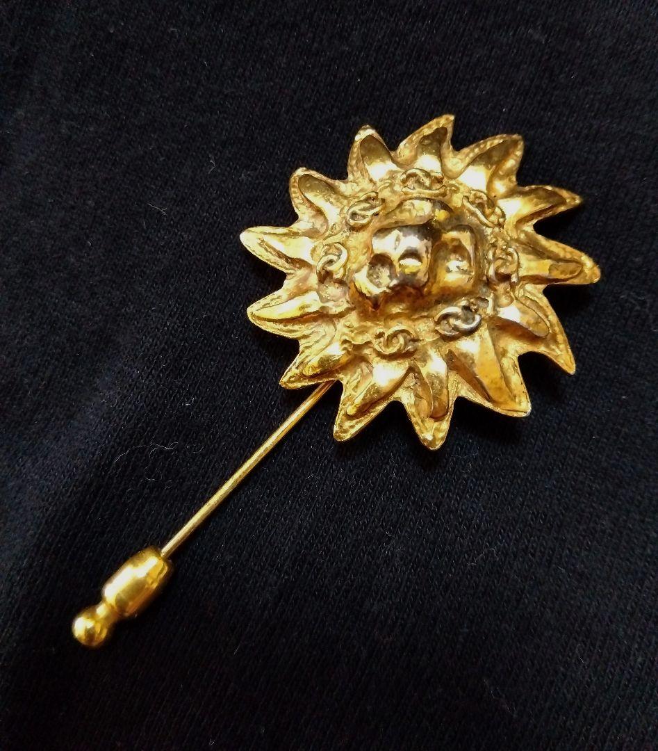 ★CHANEL★ヴィンテージ ライオン 太陽 ゴールドピンブローチ
