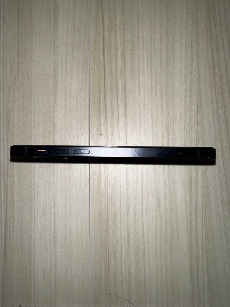 Apple iPhone 12 ブラック 本体