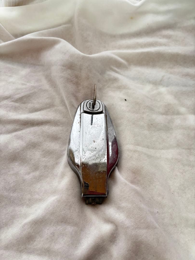 SR400 初期型　タンクキャップ　ムール貝