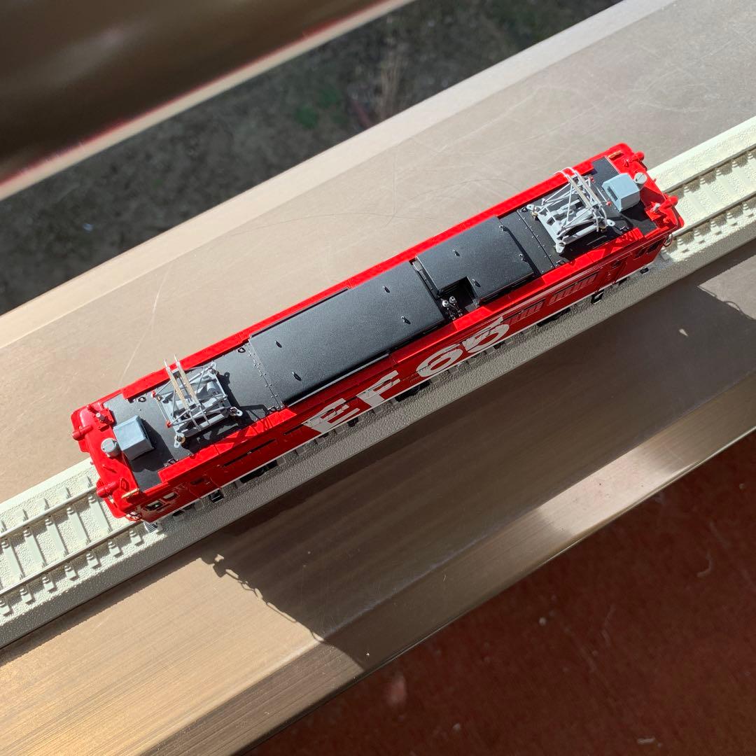 カツミ　ＥＦ651118号機　レインボー塗装