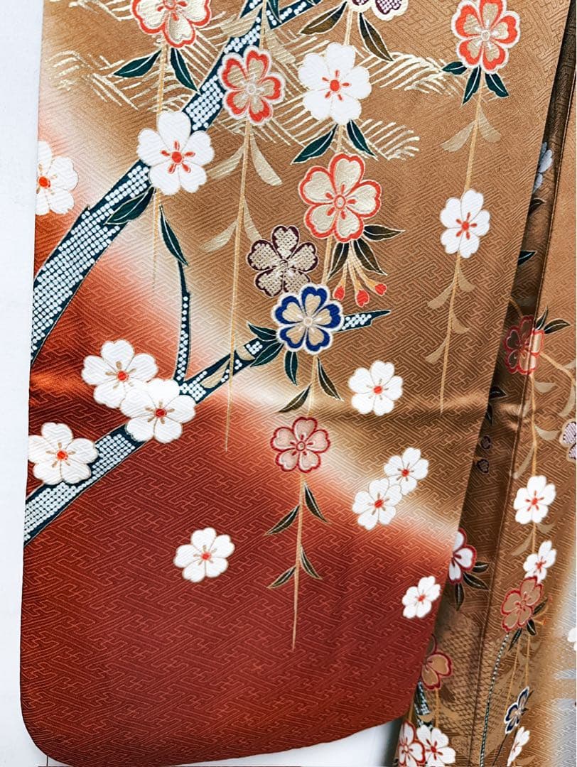 東京ますいわ屋 金彩入り 振袖 ゴールド 蝶 花