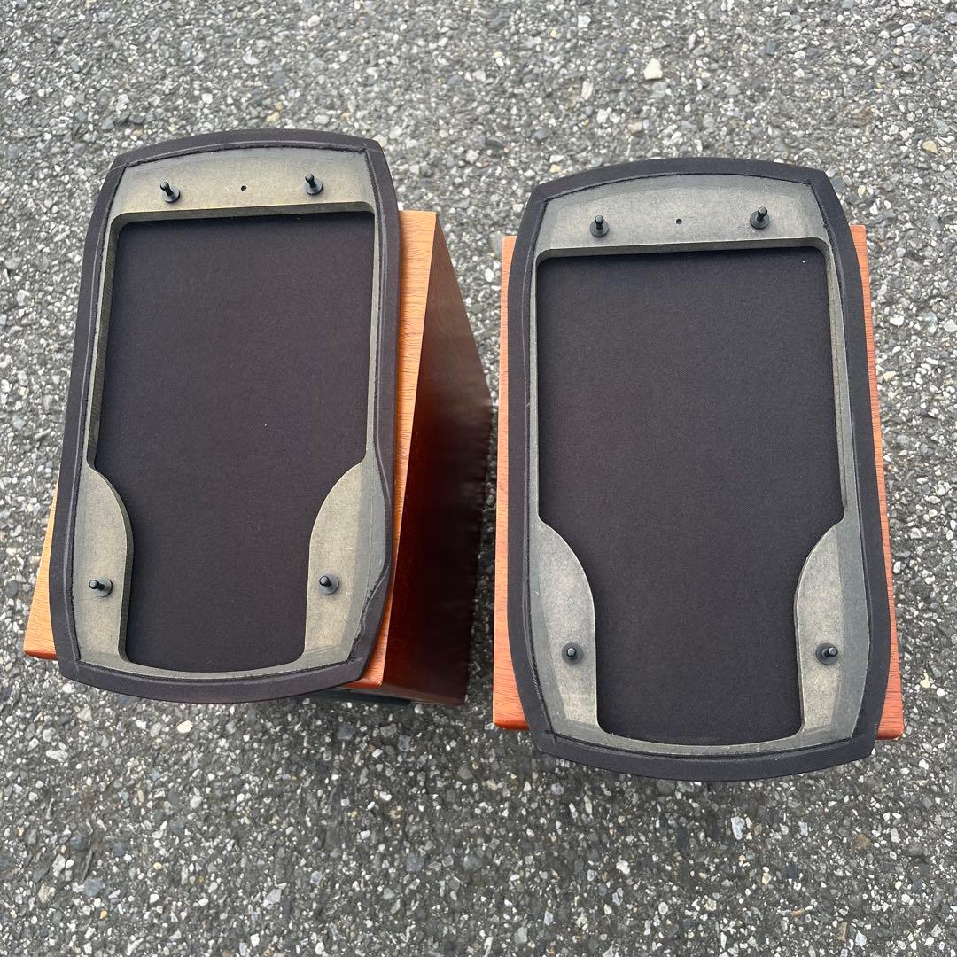 ウォルナット　モニターオーディオ　MONITOR AUDIO Silver S1