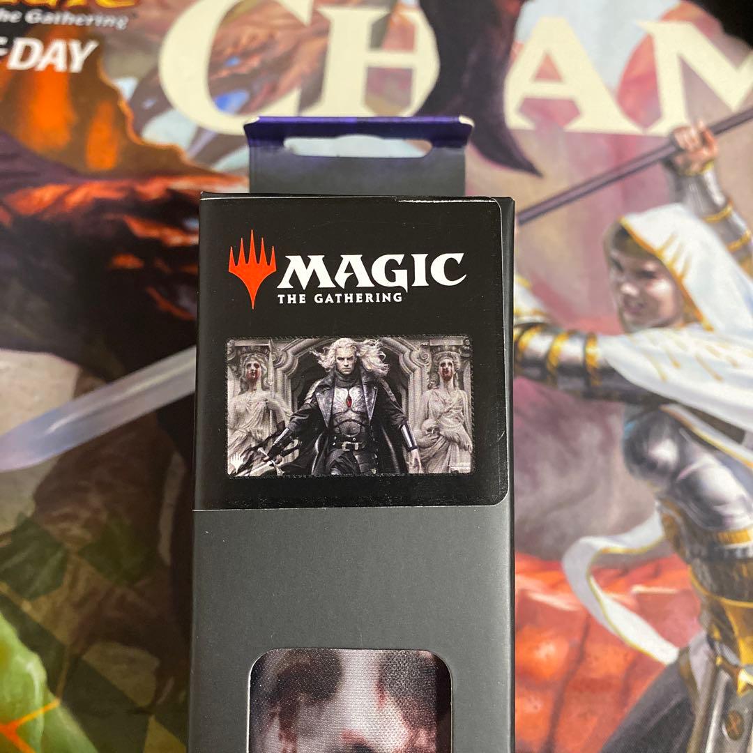 【新品】MTG イニストラード・リマスター 傲慢な血王、ソリン プレイマット