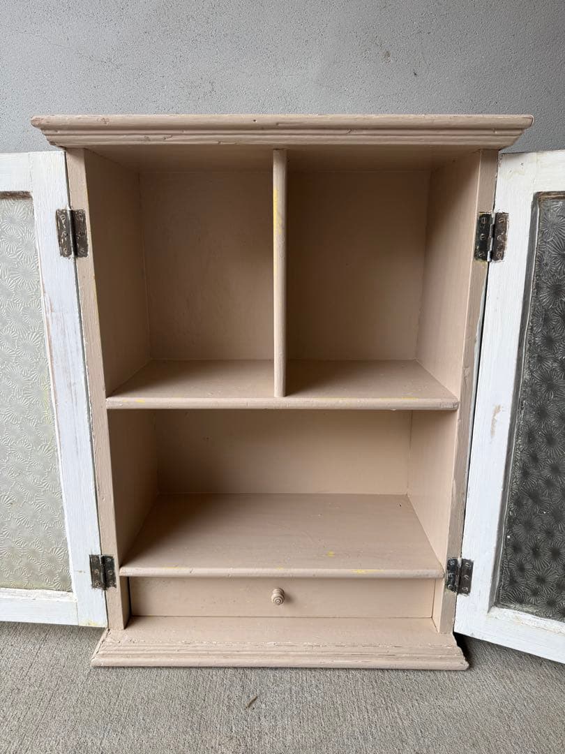 フランス　アンティーク　ガラスキャビネット　吊り棚　シャビー