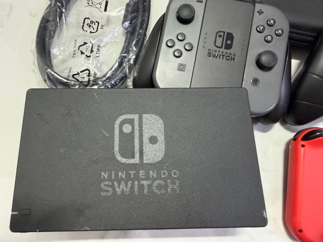 Nintendo Switch 赤/黒 本体 コントローラー付き