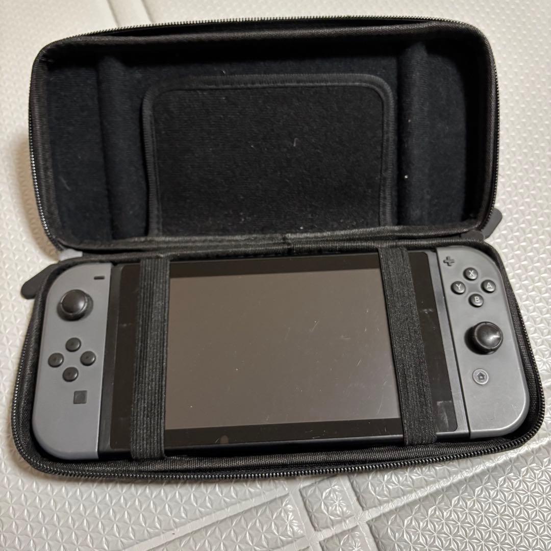 Nintendo Switch ニンテンドースイッチ　本体　ブラック