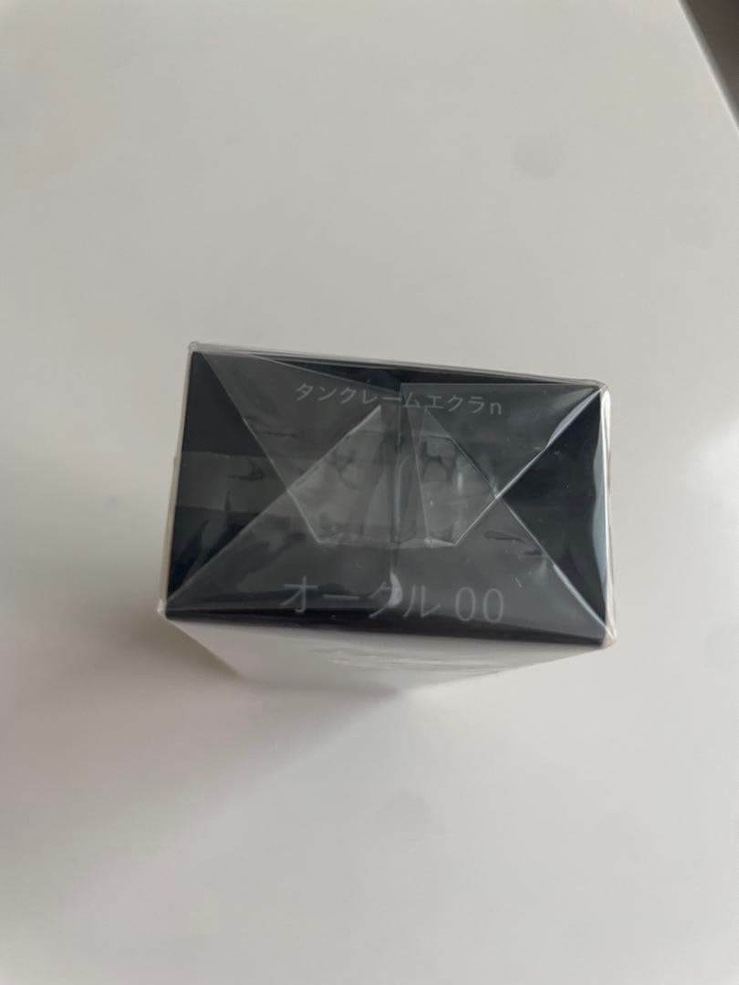 クレドポーボーテ タンクレームエクラn オークル00