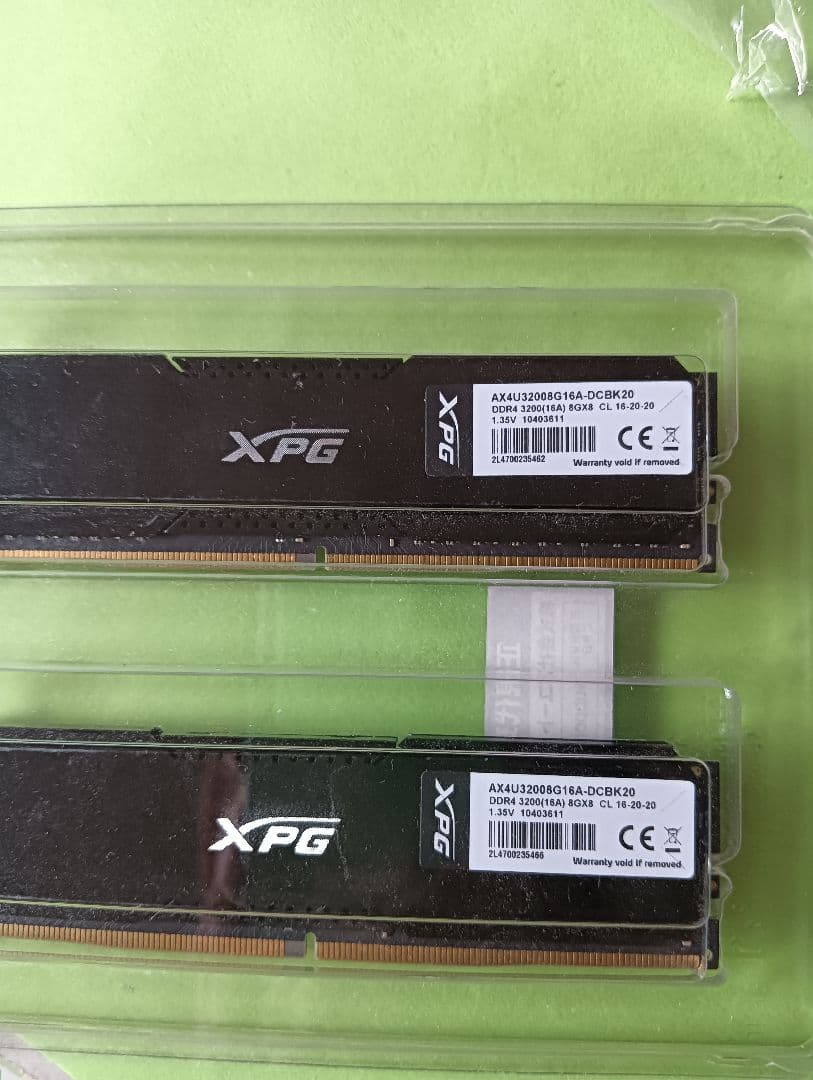 メモリー XPG AX4U320068G16A-DCKD20 16GB