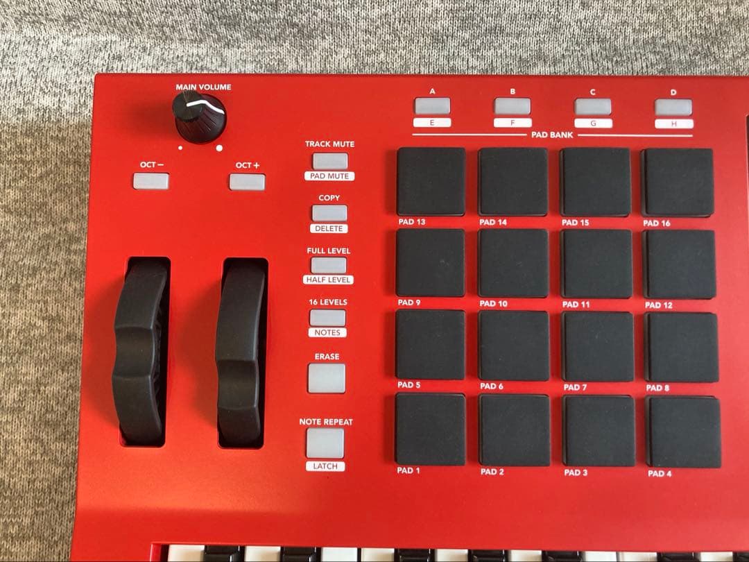 c*i様 【AKAI】 MPC KEY37