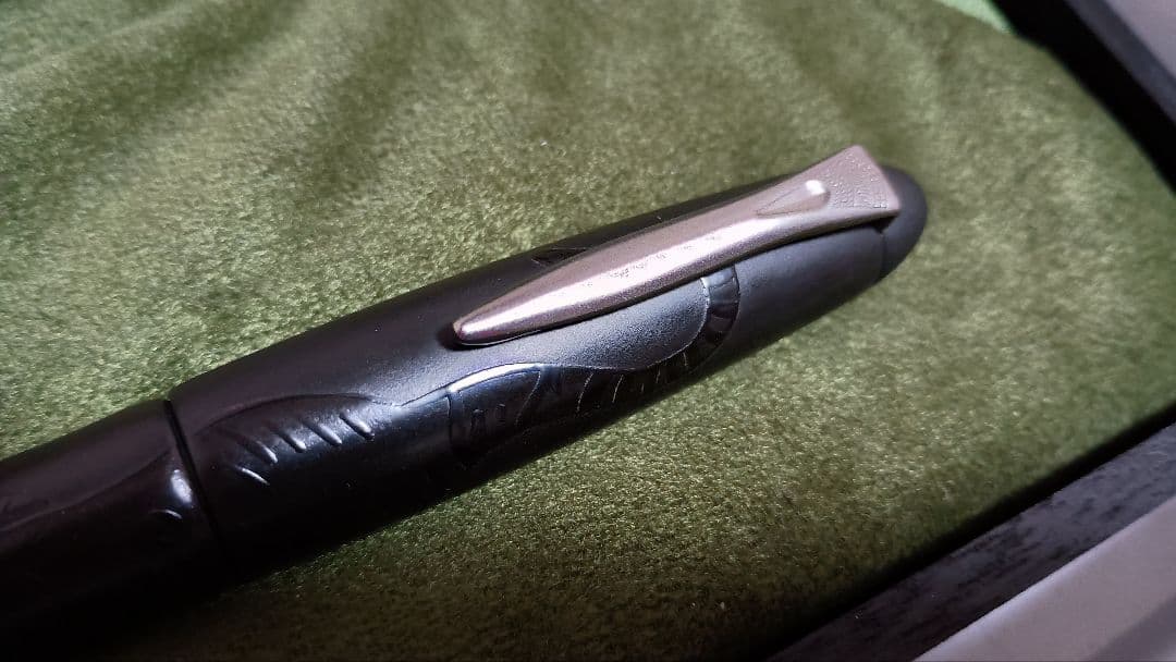 プラチナ 万年筆 出雲 「漆黒 竹林群虎図」(優秀レア個体)(新品)