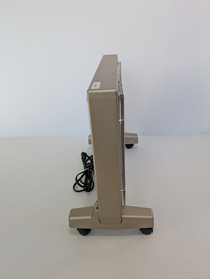 遠赤外線暖房器 　サンルミエ キュート 　E800LS　日本製