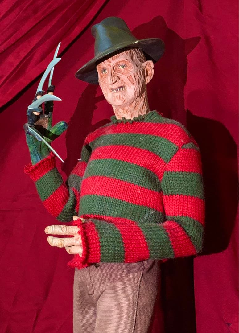 エルム街の悪夢　フレディ・クルーガー　1/4 フィギュア ホットトイズ 系