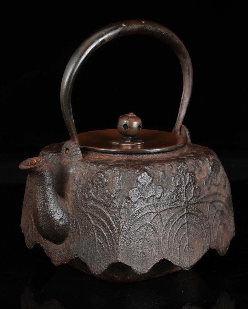 【時代鉄瓶】三葉葵紋 四方形鉄瓶 銅蓋 茶道具 煎茶道具 急須 湯沸 骨董品