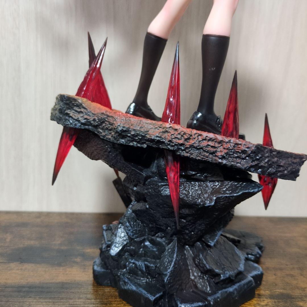 ① 東京喰種　霧嶋董香　トーカ　フィギュア　海外製　約40cm