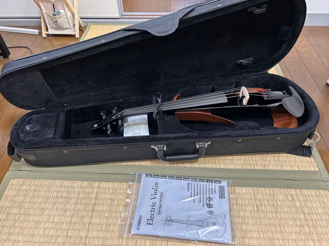 YAMAHA エレクトリックバイオリンYEV104BL・ケース付