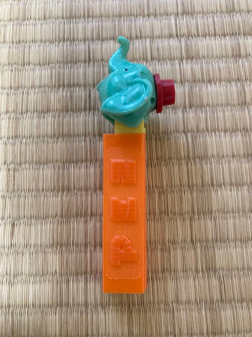 Pezヴィンテージ エレファント　象　ダンボ　 Dispenser ペッツ