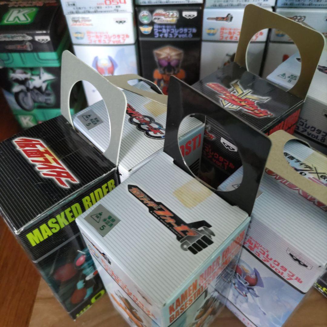 ワールドコレクタブルフィギュア　仮面ライダーセット