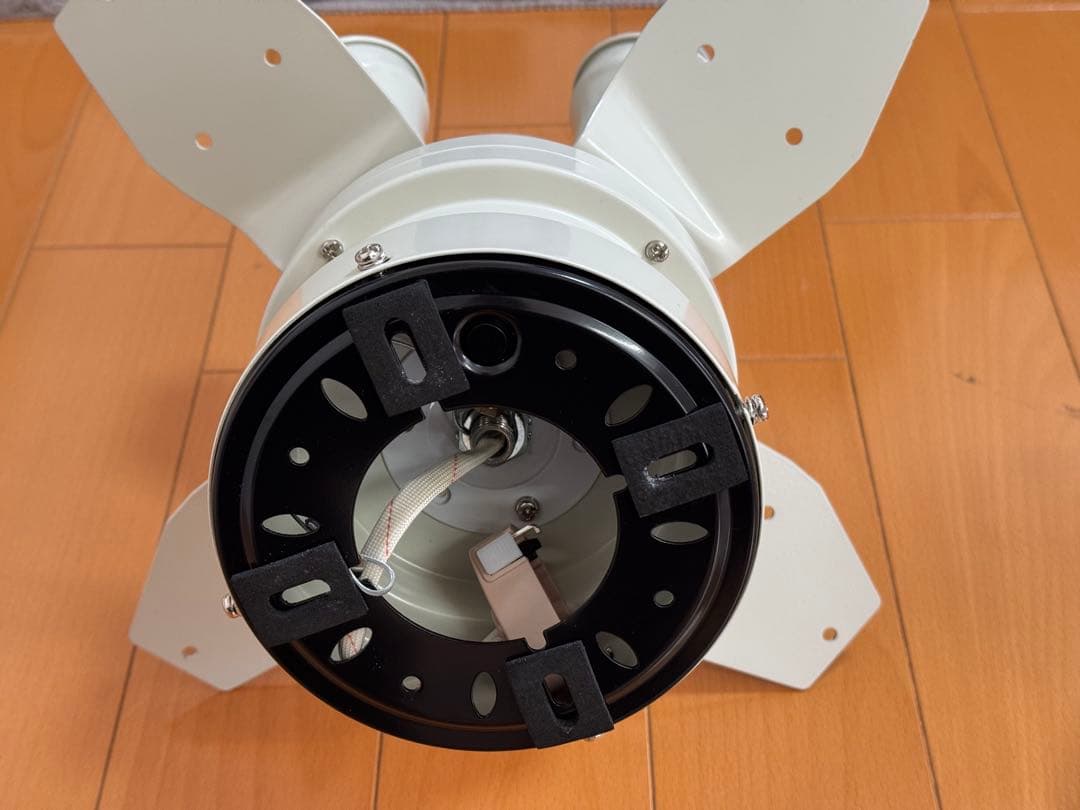 未使用 LOWYA シーリングファンライト ラスボルタ4灯