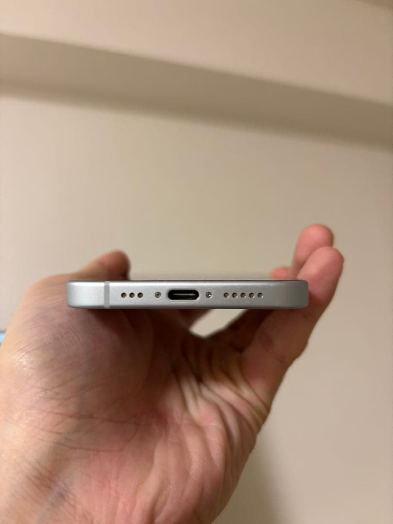 【限定価格】iphone15 128GB SIMフリー　美品✨