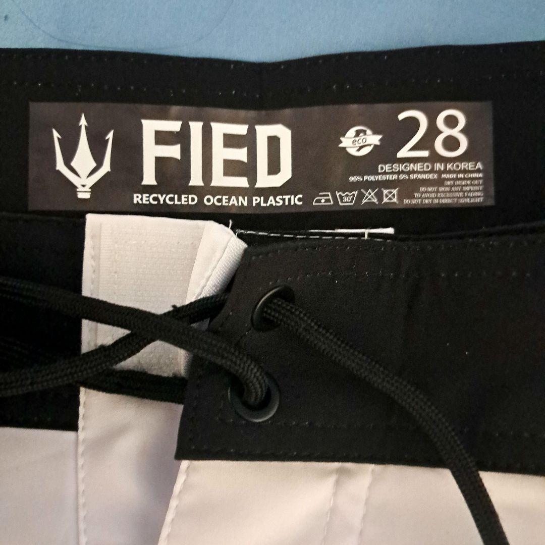 FIED ファイド　サーフパンツ　水着 サイズMホワイト ストライプ　フィジーク