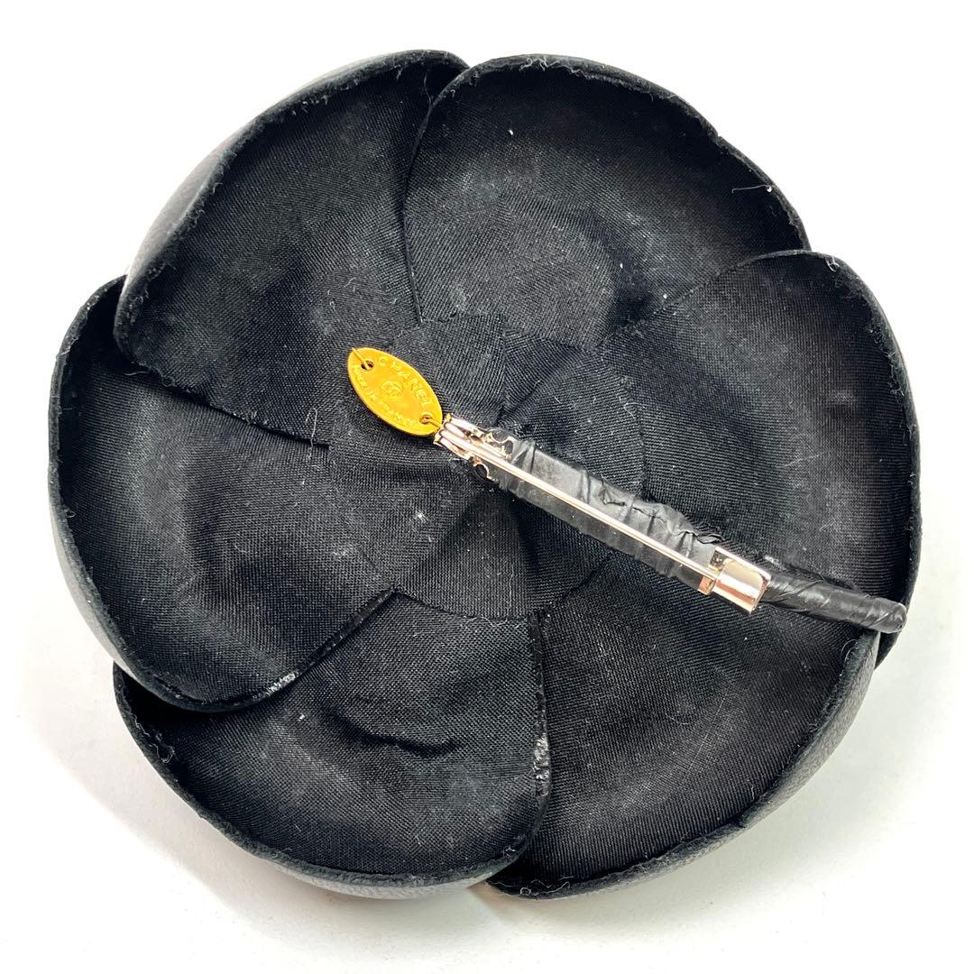 CHANEL カメリア コサージュ ブローチ シャネル レザー ブラック 黒